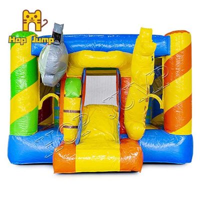 Do salto inflável Bouncy do castelo do girafa as crianças coloridas de salto da casa saltam a casa